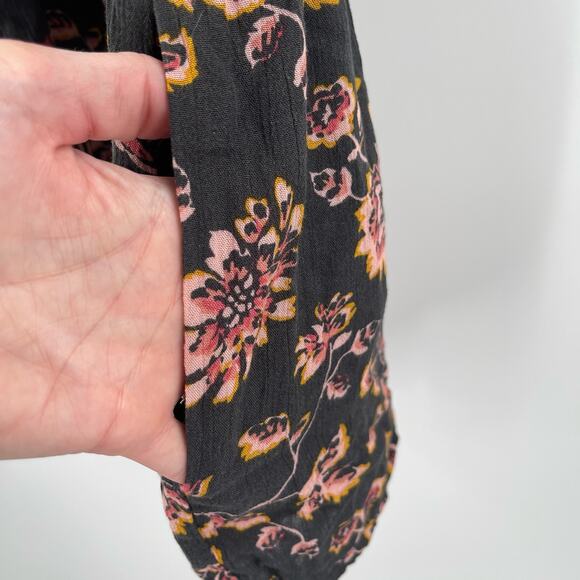 AEROPOSTALE Romper Size Extra Small Jumper Floral Keyhole Pockets Tie Back - Picture 8 of 11